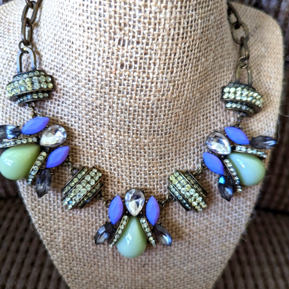 12. Generic Necklace purple and green. #12